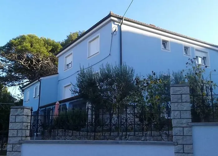 Kuca Luce-soba Br.3 게스트하우스 3*